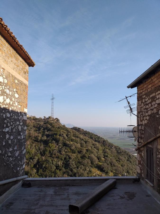 La Casa Di Lina Apartman Sezze Kültér fotó