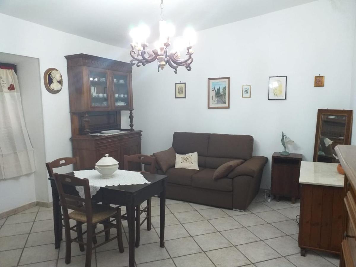 La Casa Di Lina Apartman Sezze Kültér fotó